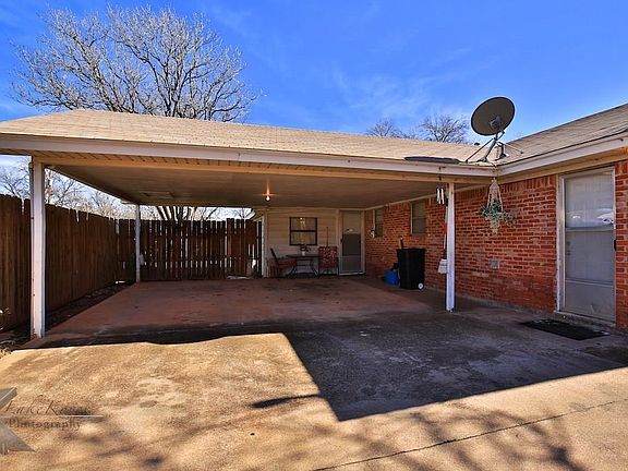 4th image of 3862 Concord Dr