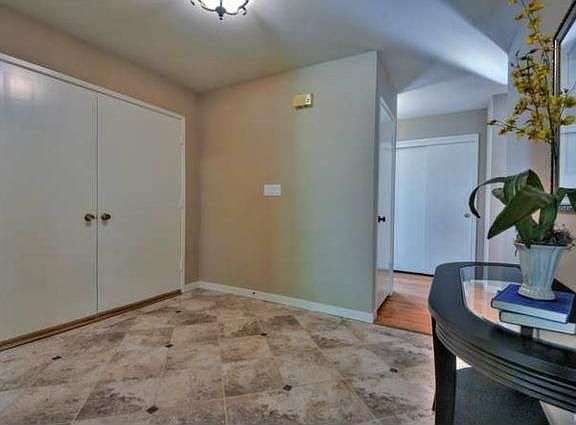 3rd image of 410 Hacienda Ct