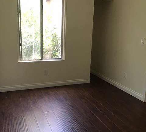 5th image of 7229 Willoughby Ave APT 9