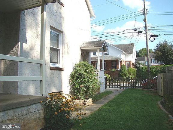 4th image of 223 Mary St