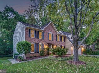4702 Western St, Fairfax, VA 22030