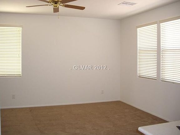 3rd image of 10118 Hollis Mountain Ave