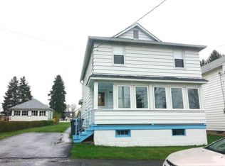 252 Hudson St, Jermyn, PA 18433