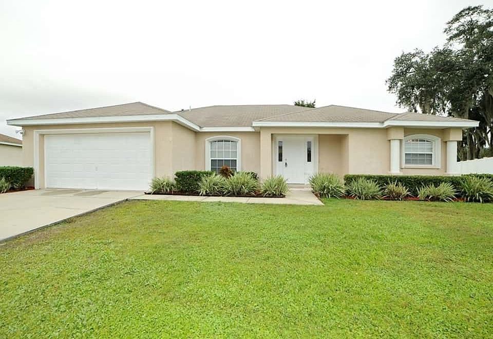 1st image of 2812 Oak Hammock Loop