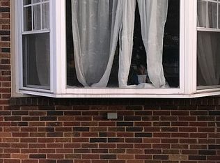 3602 Grosvenor Rd, Cleveland Heights, OH 44118