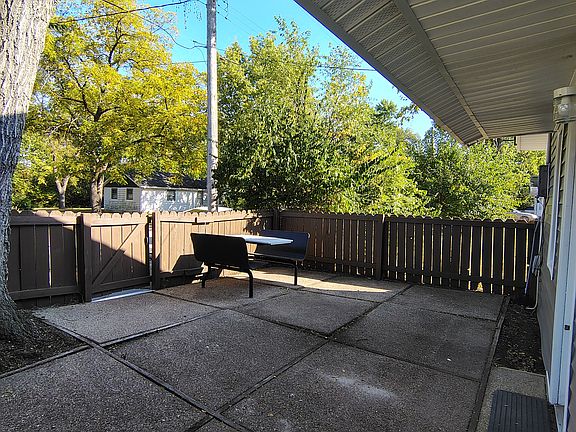 2nd image of 3009 8th St