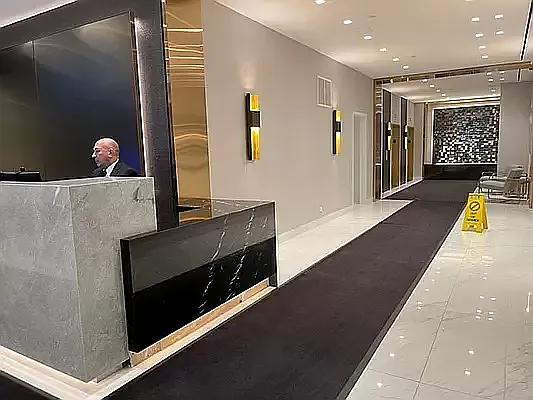 Rented by Manhattan Management Group | media 21