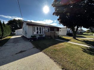 1109 28th St, Two Rivers, WI 54241