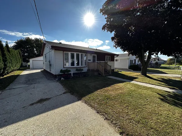 1109 28th STREET, Two Rivers, WI 54241