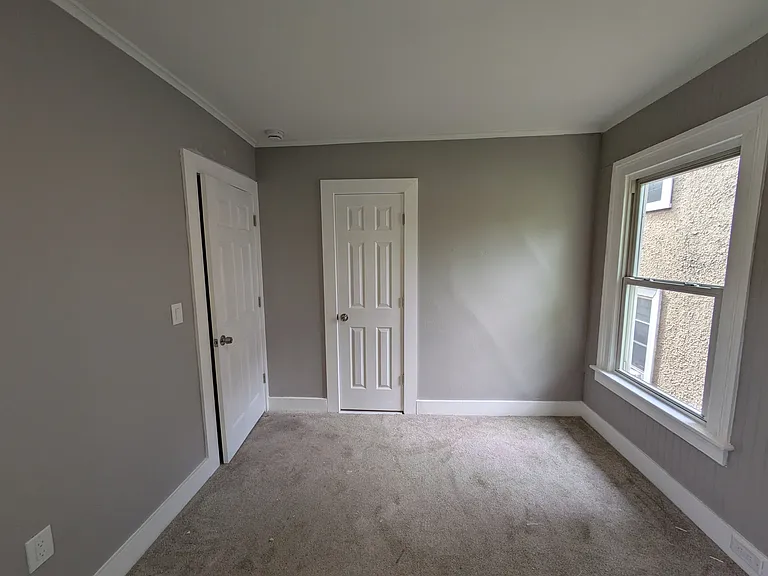 45 8th St #45 — Photo 16