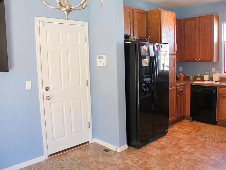 1974 Fairway Pointe Dr — Photo 11