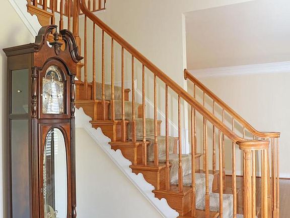 4th image of 390 Paso Corto Dr