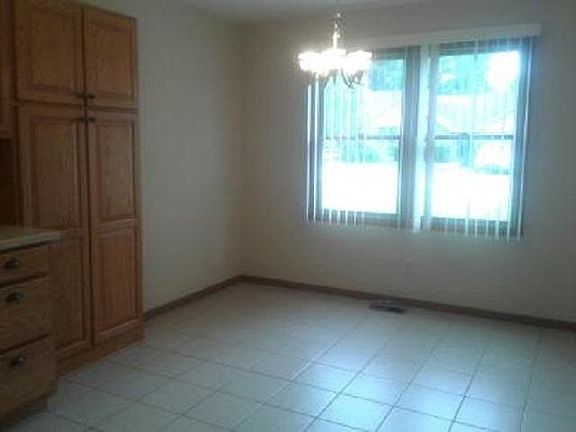 3rd image of 3948 Trey Cir
