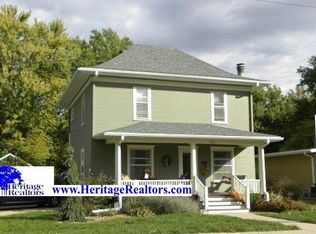 921 E 10th St, York, NE 68467