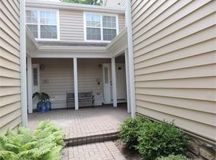 21 Springholm Dr, Berkeley Heights, NJ 07922