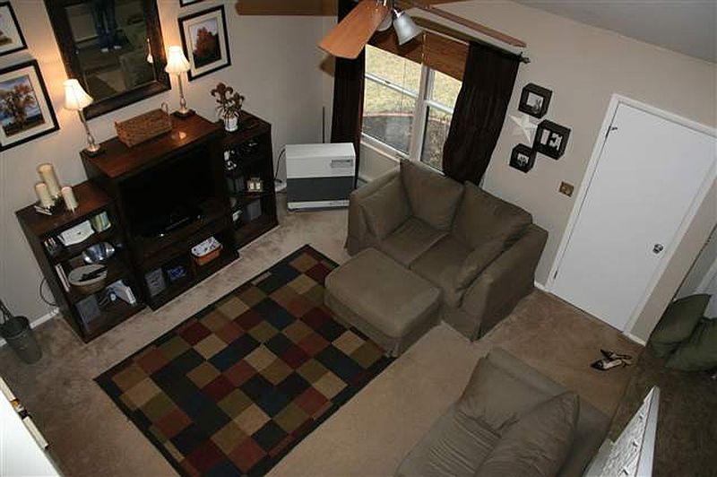 2nd image of 106 ARROWWOOD Place