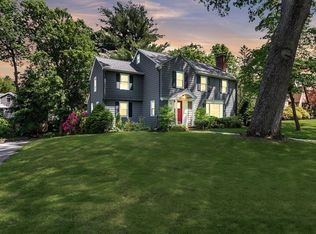 76 Meadowbrook Rd, Longmeadow, MA 01106