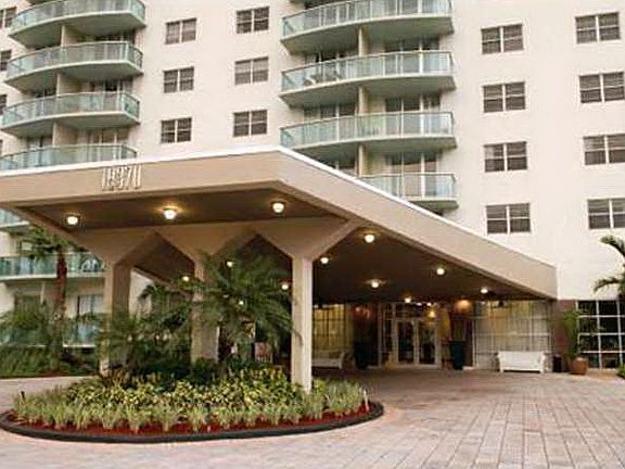 2nd image of 19370 Collins Ave APT 1218