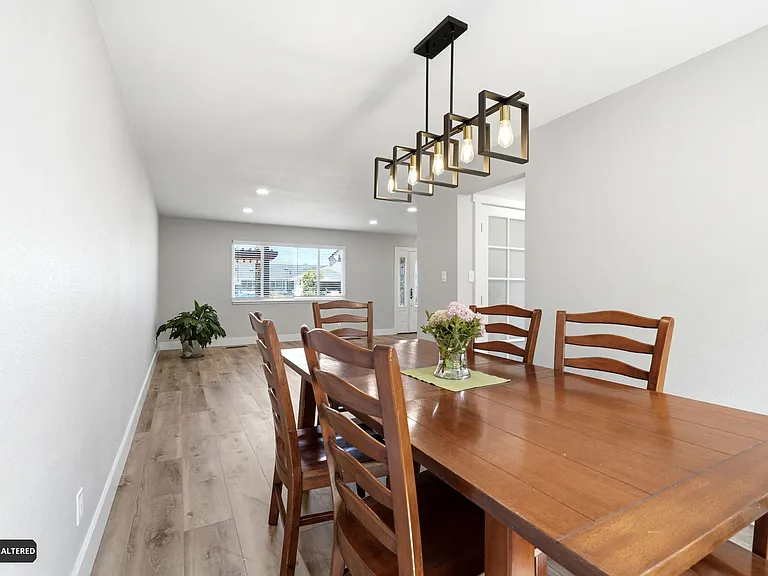 1554 American Beauty Dr — Photo 15