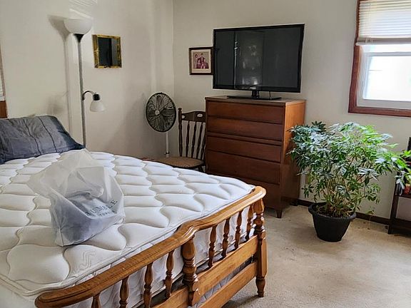 5th image of 101 Sunnyslope St