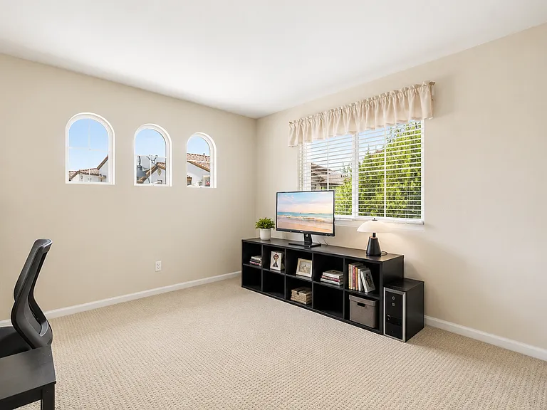 10430 Shelborne St #42 — Photo 33