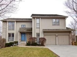 5813 N Kensington Ave, Kansas City, MO 64119