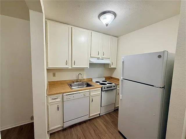 2316 Harvard Ave #105 — Photo 7