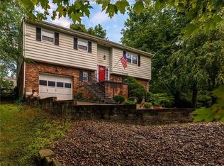 413 Lincoln Cir, Charleston, WV 25302