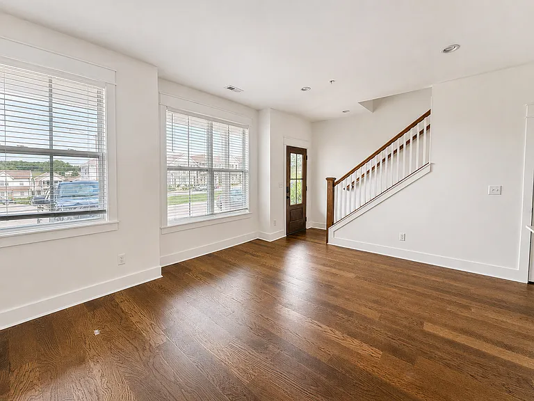 228 Allison Way — Photo 5