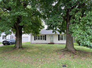 2035 E Marsa Dr, Springfield, MO 65804