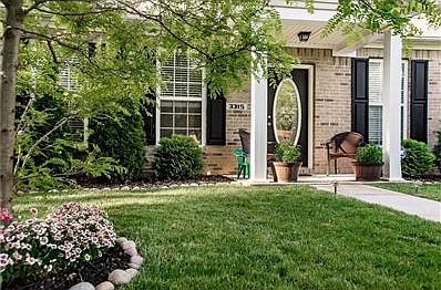 Amazing brick front 3 bedroom, 2.5 bath, loft and Rec/play room home in the desirable Cheswick Place!!