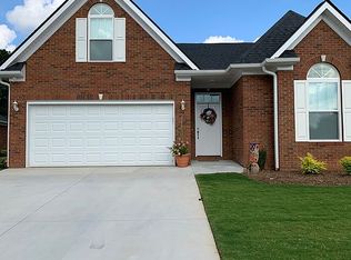 300 Canterbury Ln, Seneca, SC 29672