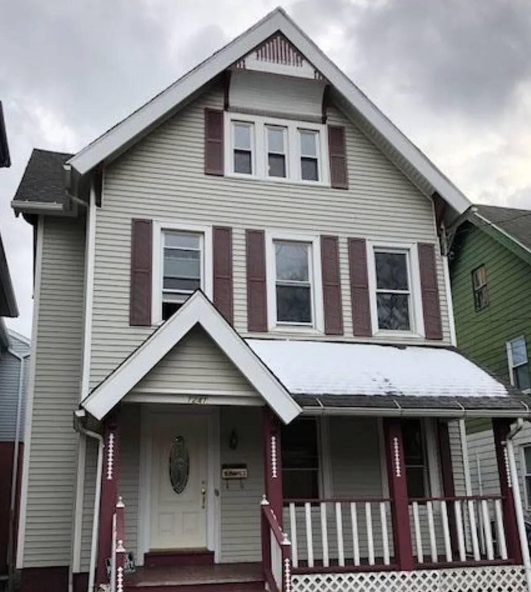 1241 State St — Photo 1