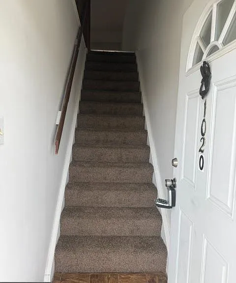 1020 Jardin Ct — Photo 2