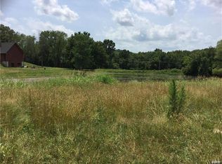 4734 Fox Creek Rd, Pacific, MO 63069