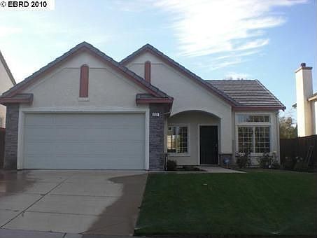 1st image of 2321 Woodhill Dr
