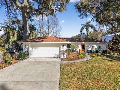 460 N Sunset Dr, Mount Dora, FL, 32757