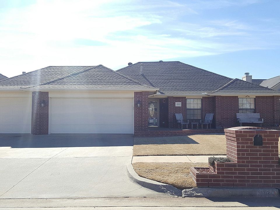 1st image of 1212 SW 128th St