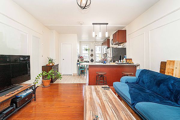 1st image of 3072 44th St APT 1L