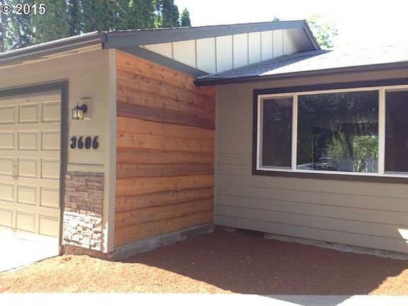 2nd image of 3606 NE 38th St