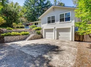 8637 SW 35th Ave, Portland, OR 97219