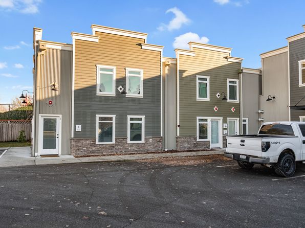 211 Grover St #3