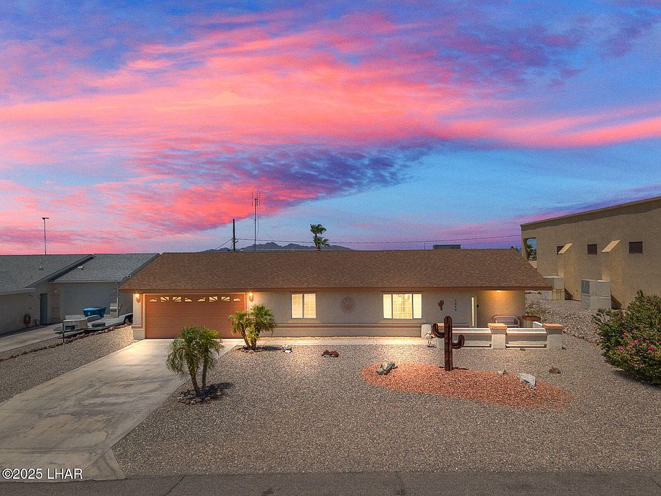 1st image of 3049 Hidden Valley Dr
