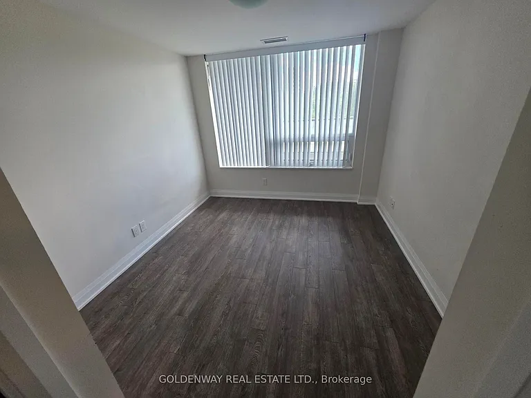 18 Uptown Dr #325 — Photo 8