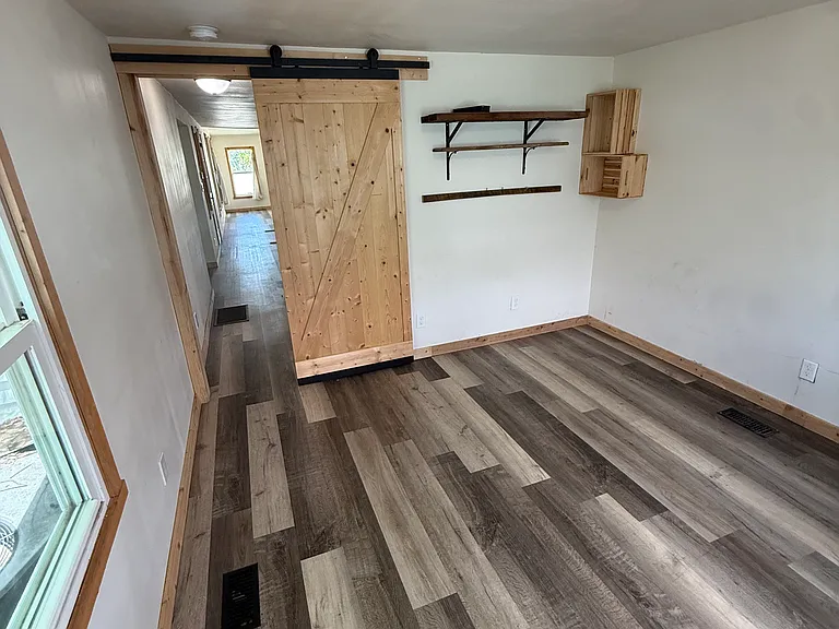 848 Oakwood Dr — Photo 8