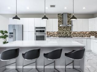 1475 E Amado Rd, Palm Springs, CA 92262