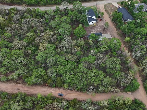 3rd image of 1035 Kawanui Dr