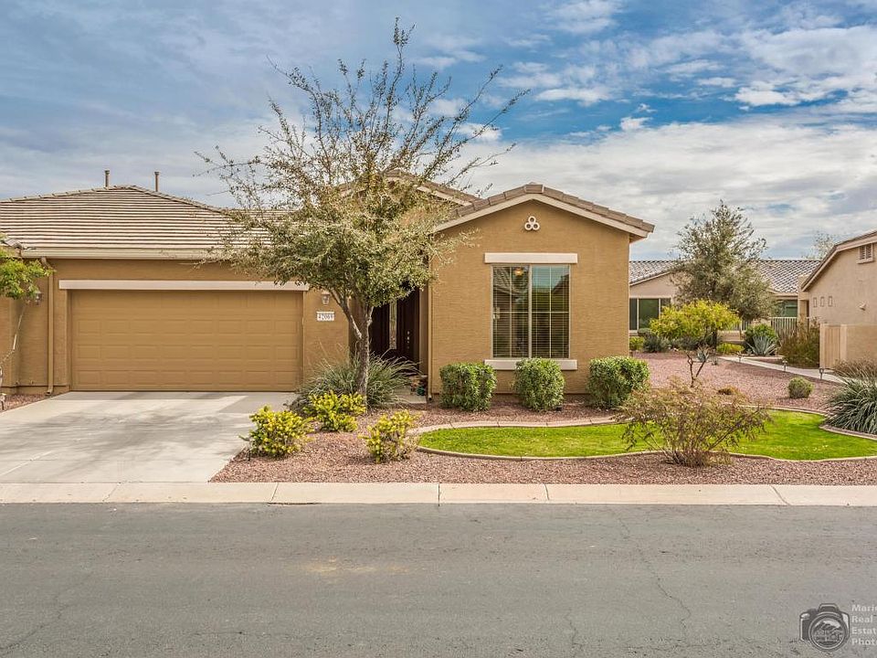 1st image of 42069 W Miller Ln