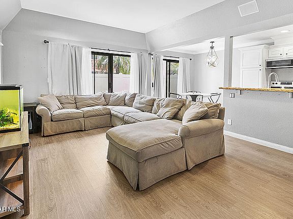 3rd image of 2844 Instone Ct