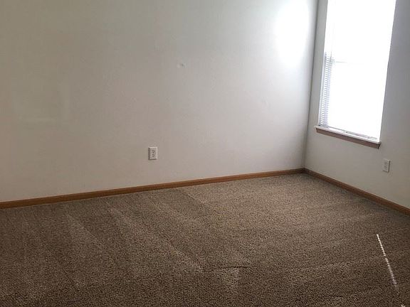 5th image of 1515 Rolling Rock Dr